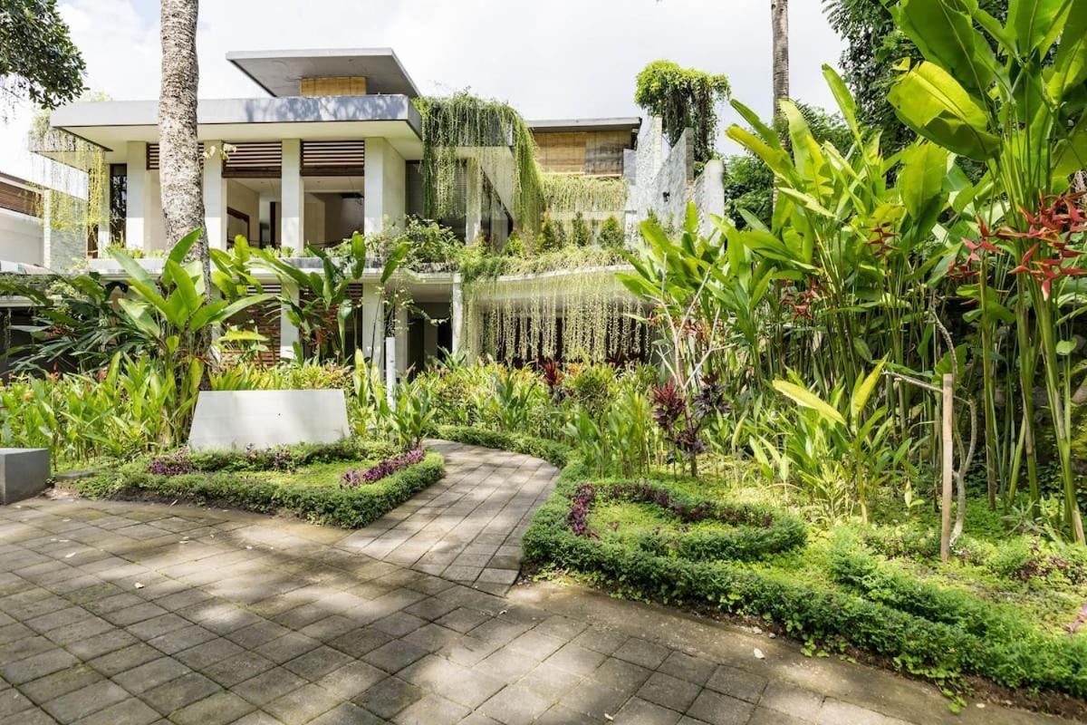 Rama Gaia Hotel Ubud  Bagian luar foto